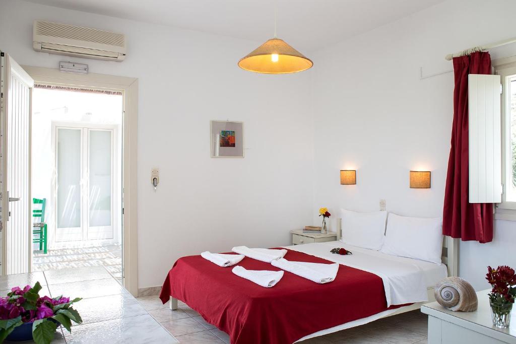 Marili Apartments Studios Parasporos Room photo